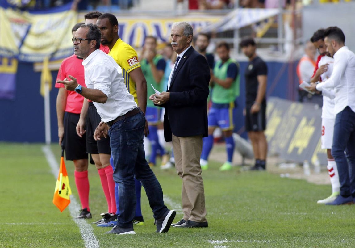 Las mejores imágenes del duelo entre el Cádiz CF y la Cultural Leonesa