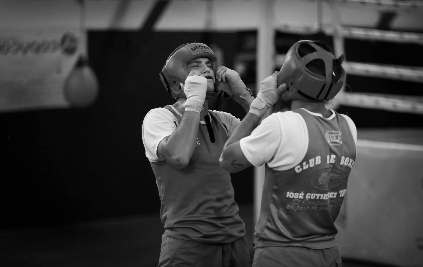 El boxeo y kickboxing de Córdoba, en blanco y negro