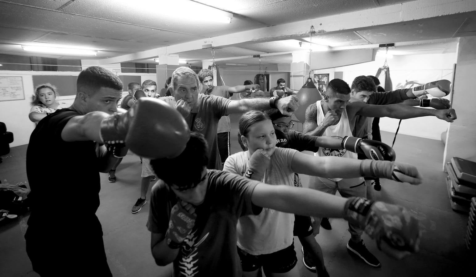 El boxeo y kickboxing de Córdoba, en blanco y negro