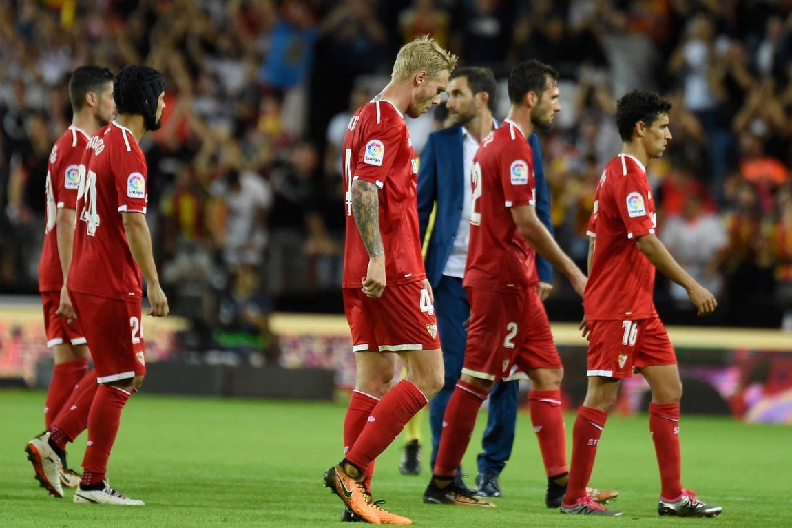 Las imágenes de la derrota del Sevilla FC ante el Valencia