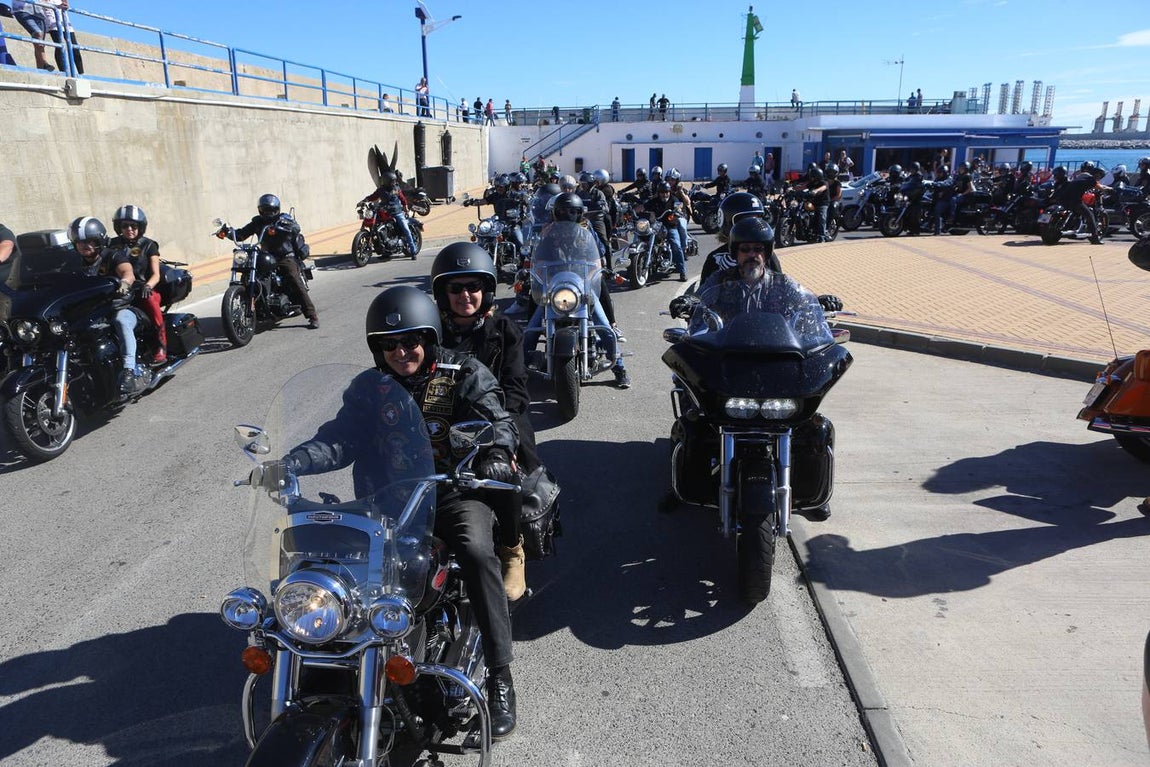 Concentración de Harley Davidson en Cádiz
