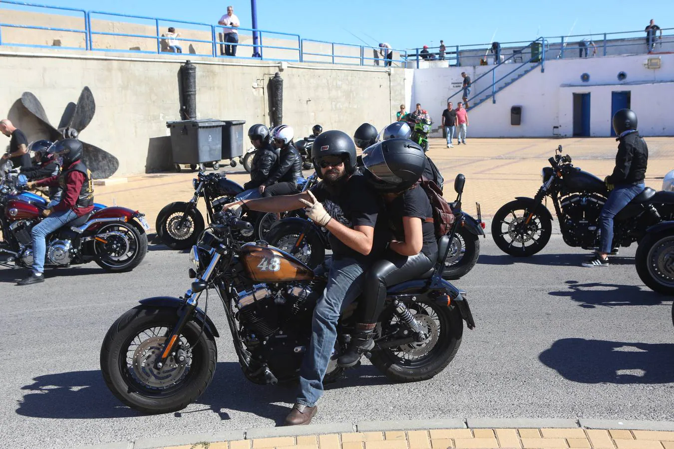 Concentración de Harley Davidson en Cádiz