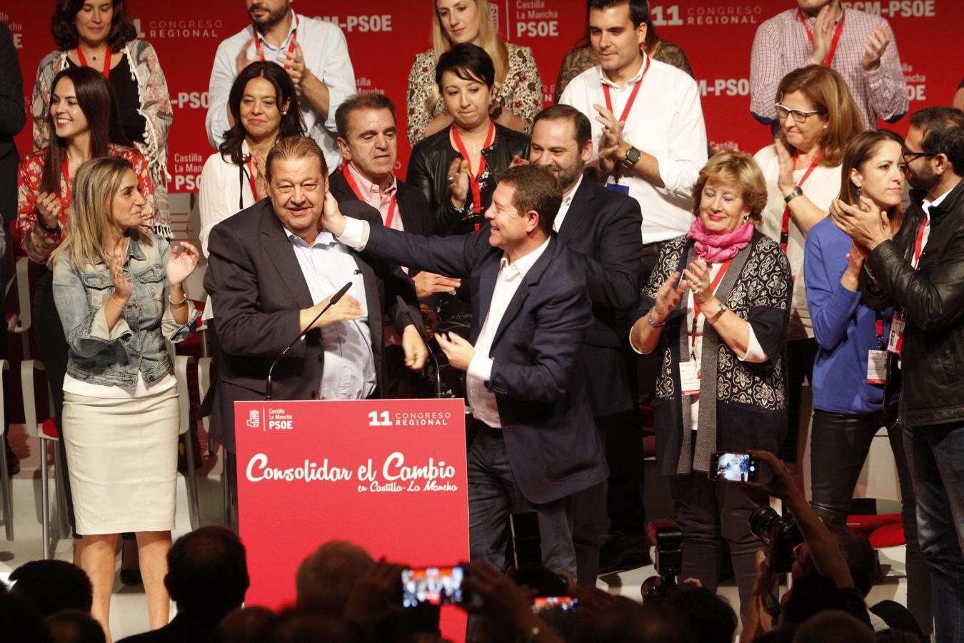 La clausura del Congreso regional del PSOE, en imágenes