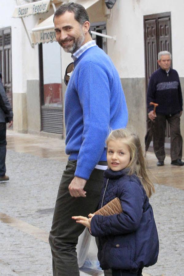 Don Felipe siempre ha dicho que está muy satisfecho de su experiencia académica personal, y esa experiencia ha marcado los primeros pasos de la educación de su hija, la Princesa de Asturias, que hoy cumple doce años. 