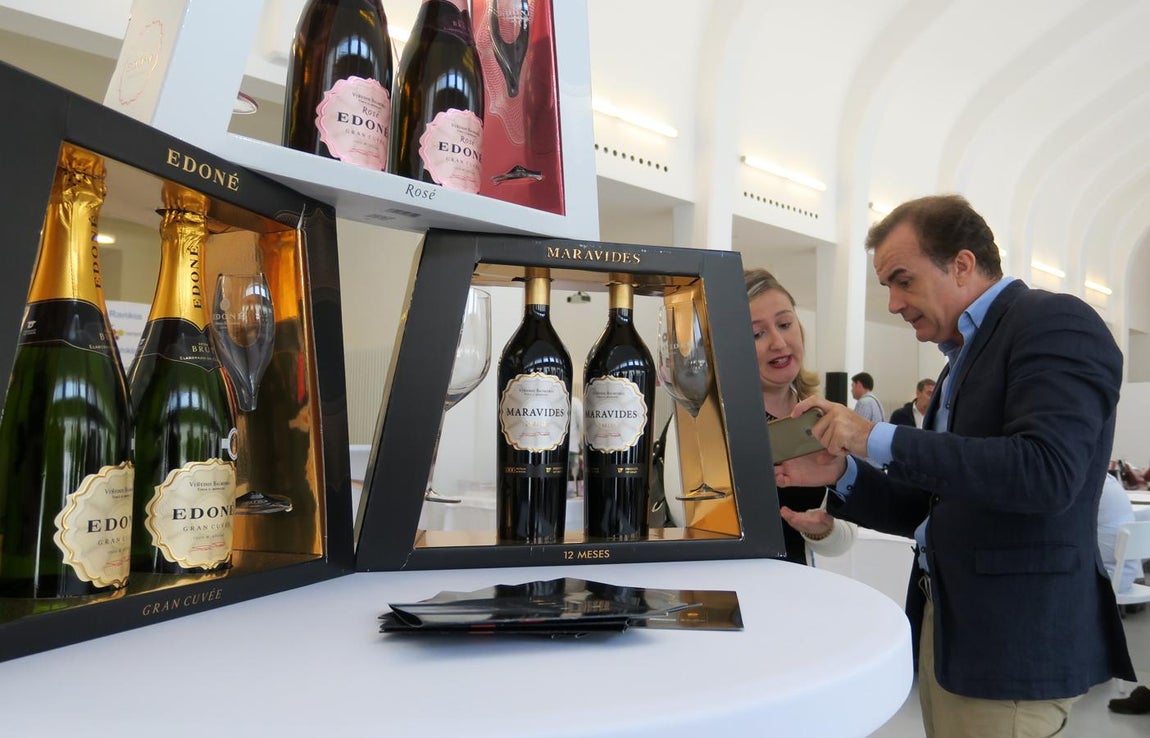 En imágenes: la Primera edición de la Experiencia Verema Alicante. 