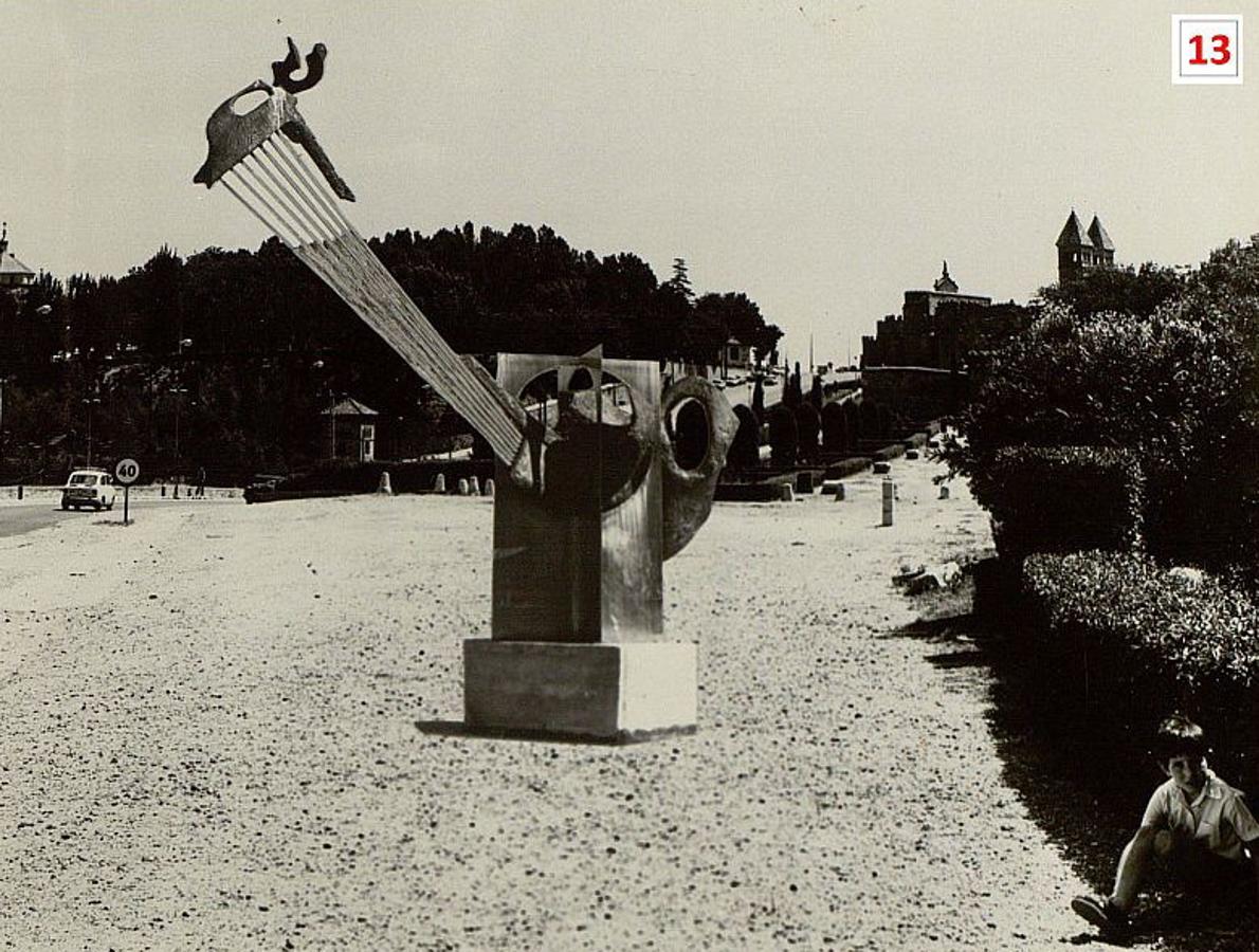 Fotomontaje nº 13. Propuesta de escultura junto al paseo de la Ronda. FOTO ARCHIVO MUNCIIPAL DE TOLEDO. 