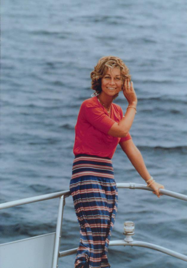 Y, con no demasiados recursos pero con mucha ilusión y trabajo, la Reina también pudo sacar adelante su obra más ambiciosa, el Proyecto Alzheimer. 