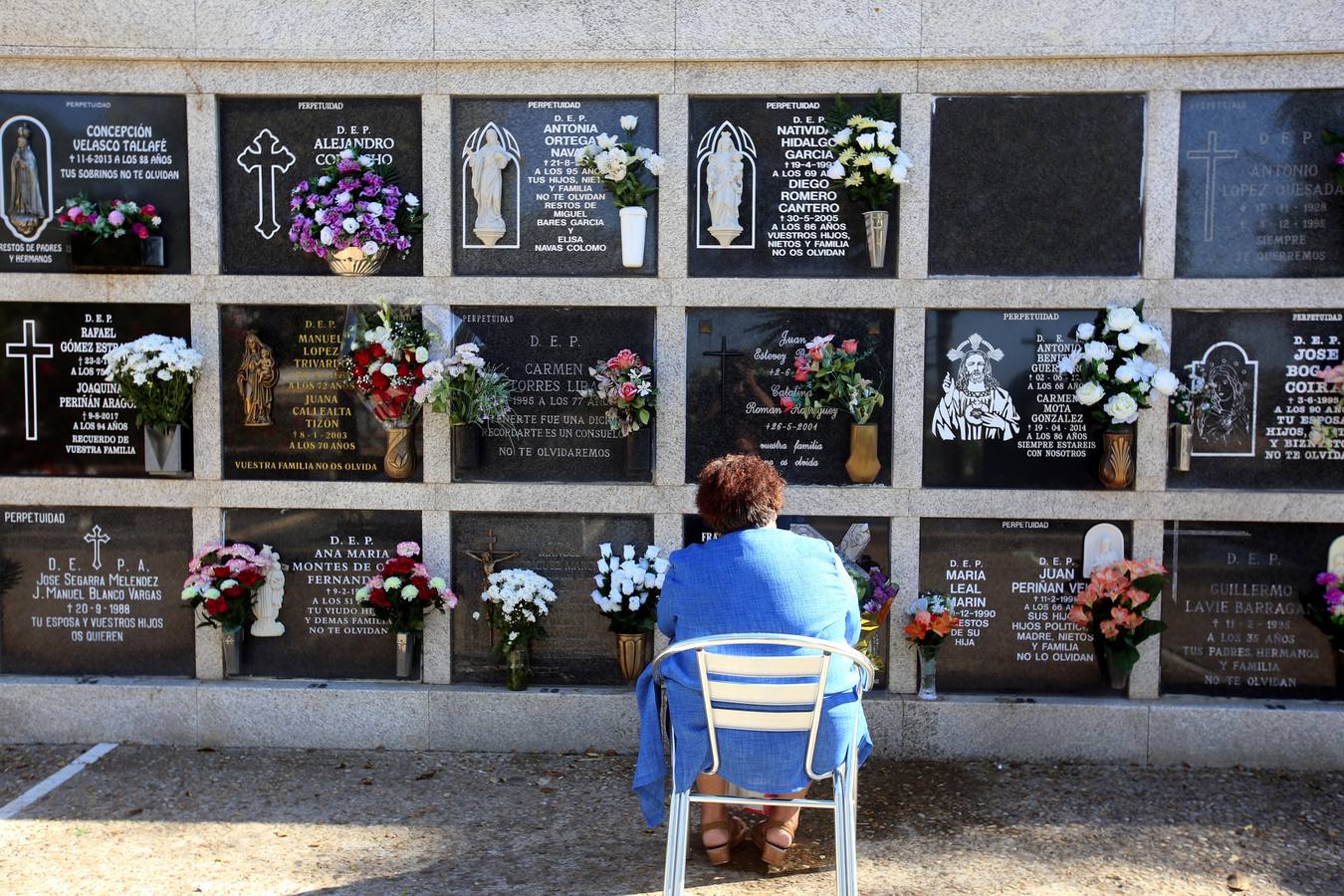 Multitudinaria visita al Cementerio Mancomunado de Chiclana