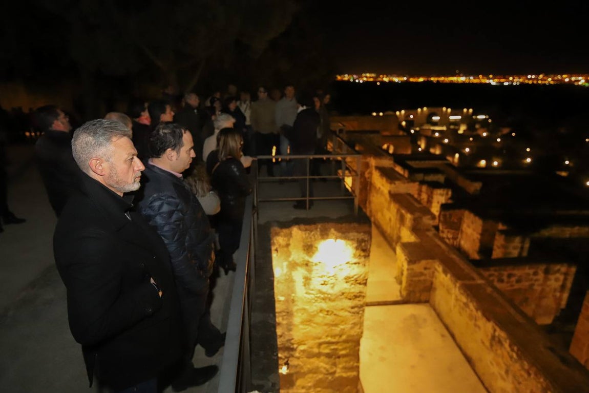 La primera visita nocturna a Medina Azahara, en imágenes