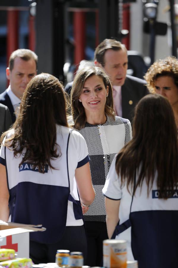 La visita de Doña Letizia a México con motivo de la Cumbre Mundial de Líderes contra el Cáncer (WCLS), en imágenes. Doña Letizia ha compartido conversación con varios voluntarios.