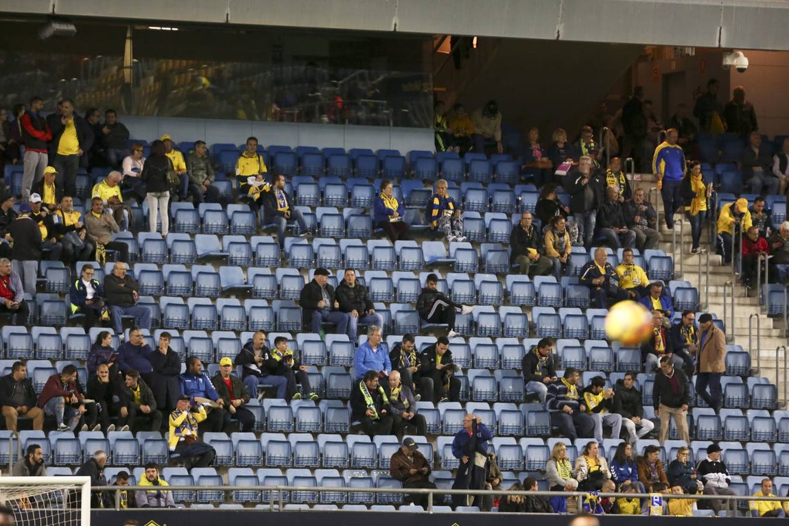 ¿Has estado en el partido? Búscate en las gradas