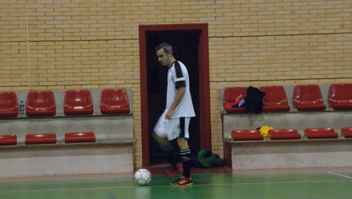 Las mejores imágenes del partido de fútbol sala entre Jesús María y BVM Irlandesas