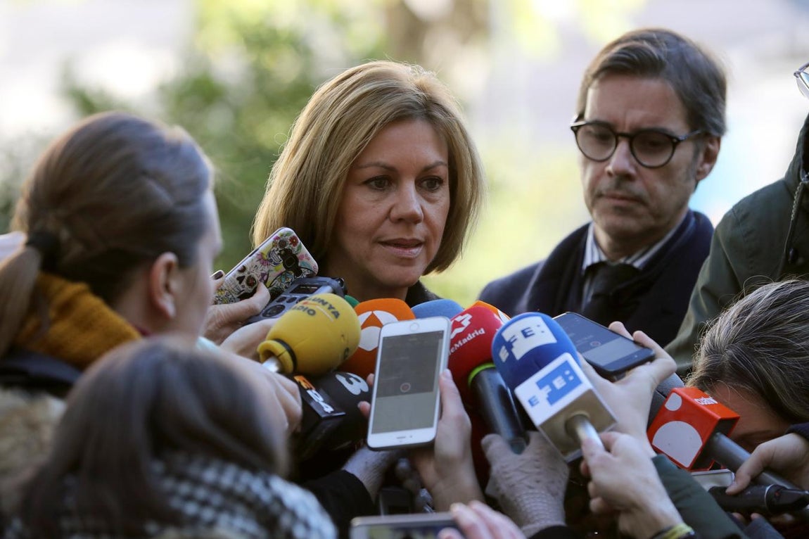 María Dolores de Cospedal también se asistido a la capilla ardiente. 