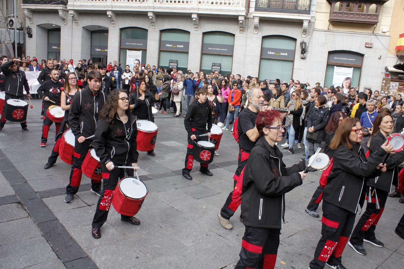 La marcha por la eliminación de la violencia de género en Toledo, en imágenes