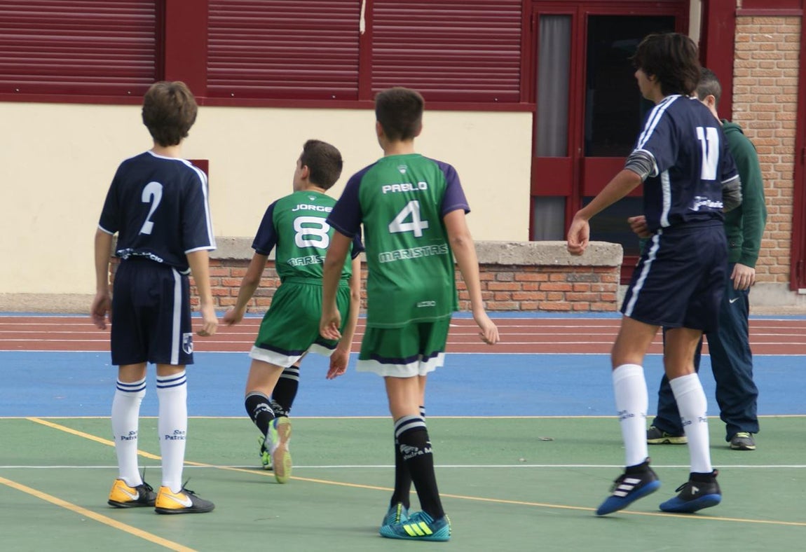 Las mejores imágenes del partido de fútbol sala cadete masculino entre San Patricio Soto Azul y Maristas Chamberí