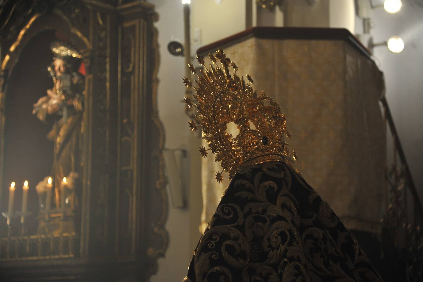 Galería del besamanos de la Virgen de la Caridad