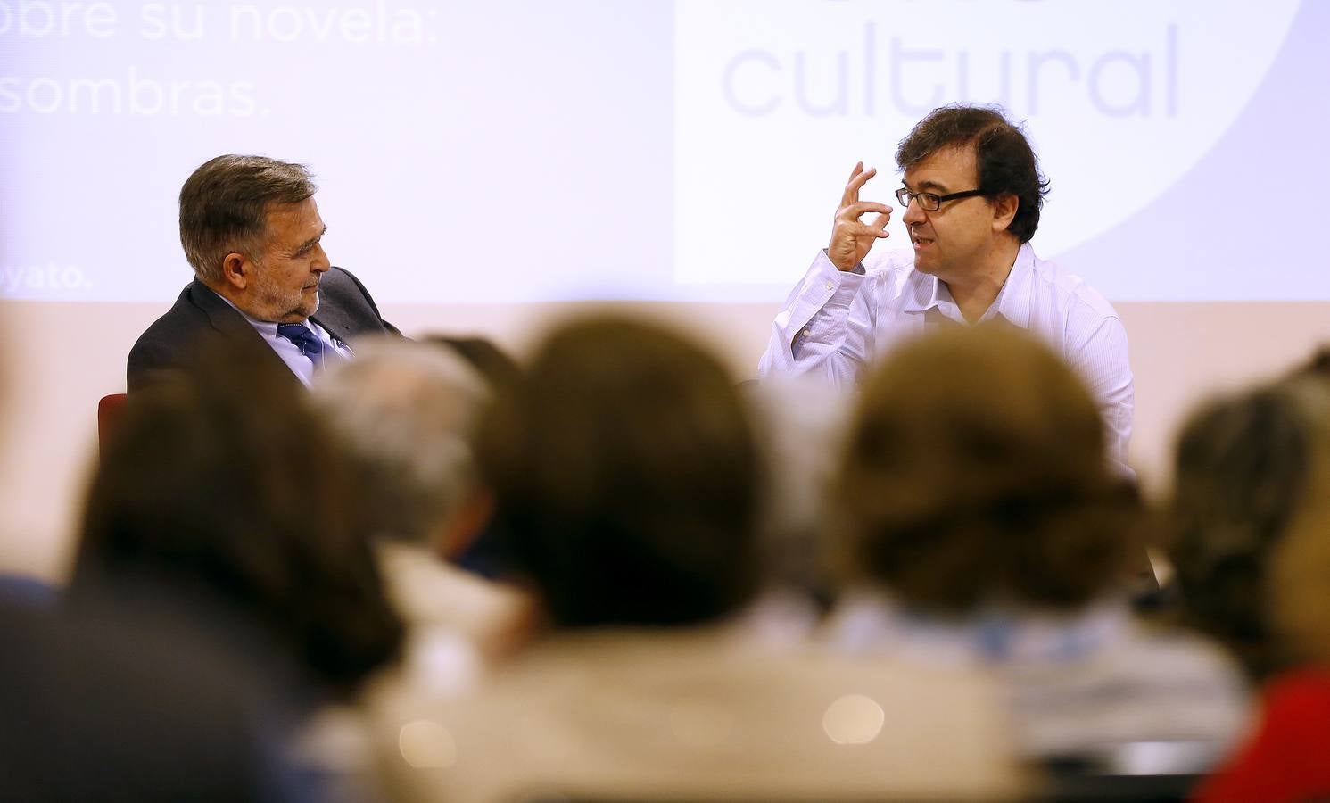 Las imágenes de Javier Cercas en el Foro Cultural de ABC