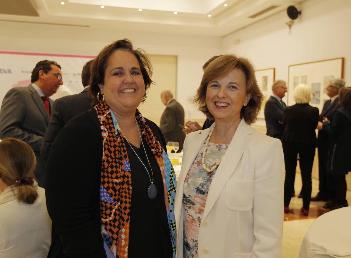 La clausura de «Andalucía en Femenino» con Fátima Báñez, en imágenes