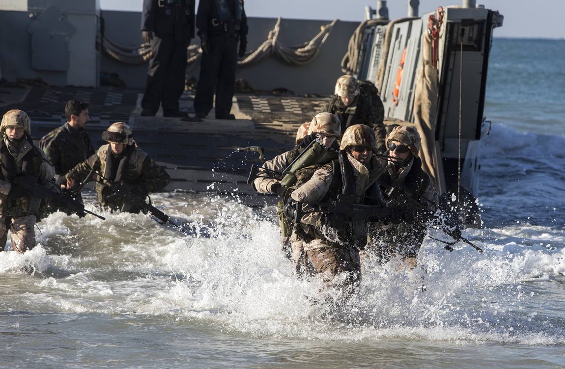 Dentro del ejercicio Marfibex de la Armada Española (I)