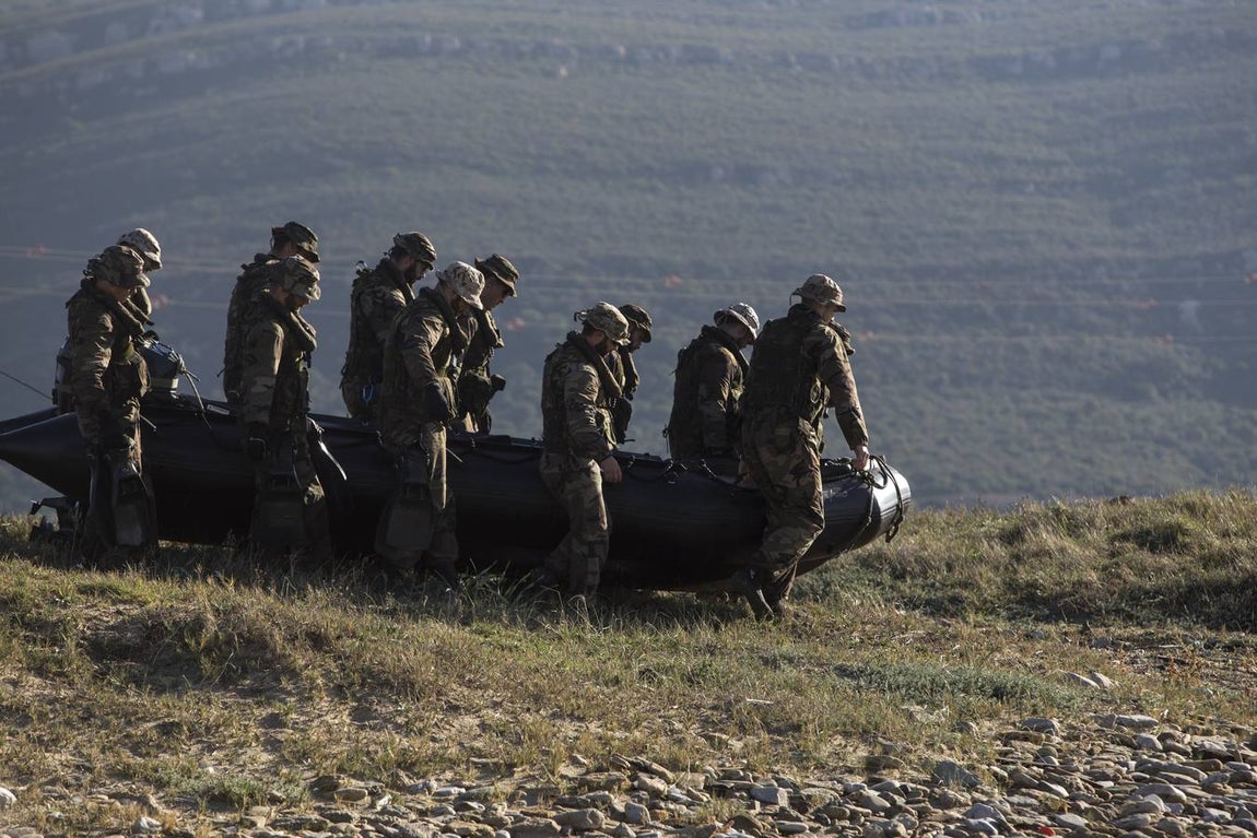 Dentro del ejercicio Marfibex de la Armada Española (I)