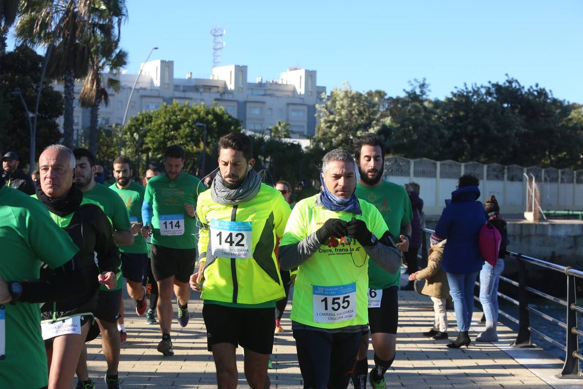 Fotos: I Carrera Solidaria Crucera Ifitness en Cádiz