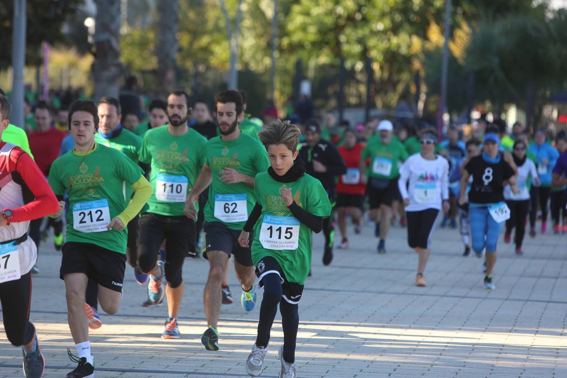 Fotos: I Carrera Solidaria Crucera Ifitness en Cádiz