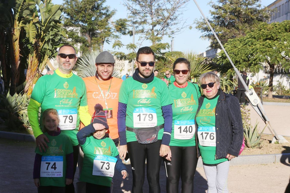 Fotos: I Carrera Solidaria Crucera Ifitness en Cádiz