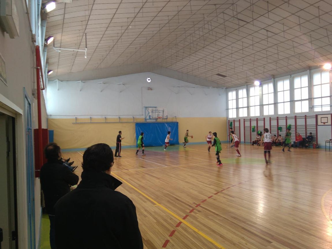 Las mejores imágenes del partido entre El Prado y Sagrados Corazones &quot;A&quot;