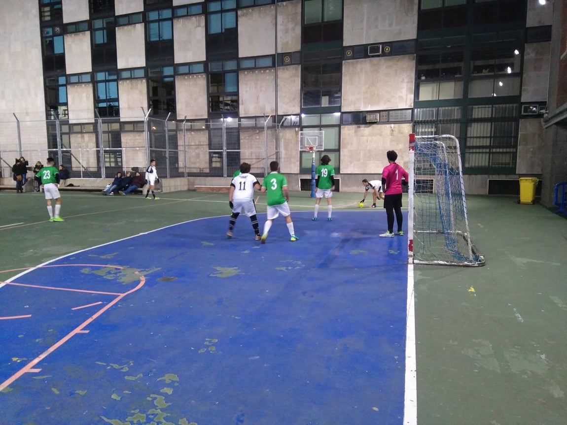 Las mejores imágenes del partido disputado entre Jesús Maestro y Salesianos San Miguel