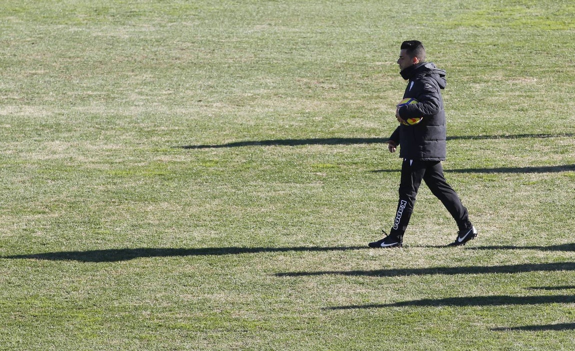 Imágenes del primer día de Jorge Romero como técnico del Córdoba CF