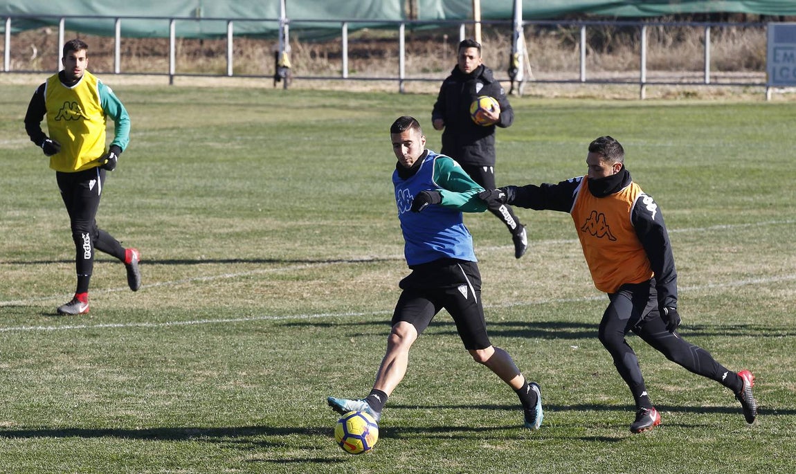 Imágenes del primer día de Jorge Romero como técnico del Córdoba CF