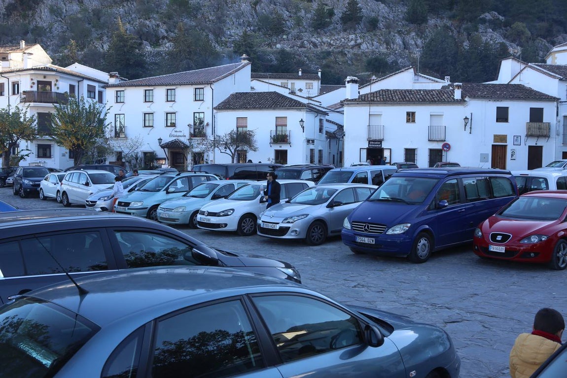 La Sierra de Cádiz cuelga el cartel de &#039;completo&#039; en este puente de la Inmaculada