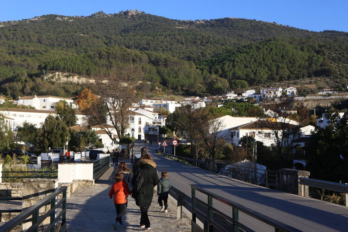 La Sierra de Cádiz cuelga el cartel de &#039;completo&#039; en este puente de la Inmaculada