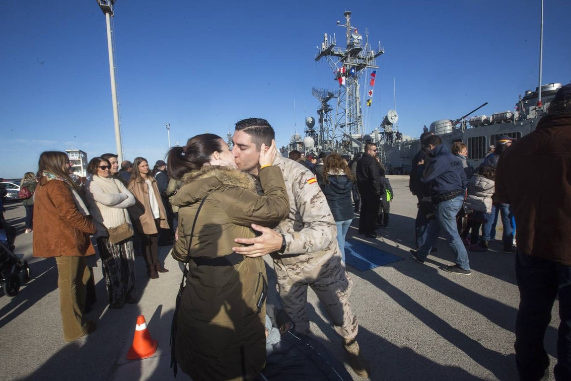 La fragata &#039;Santa María&#039; parte hacia la operación &#039;Sophia&#039; (II)