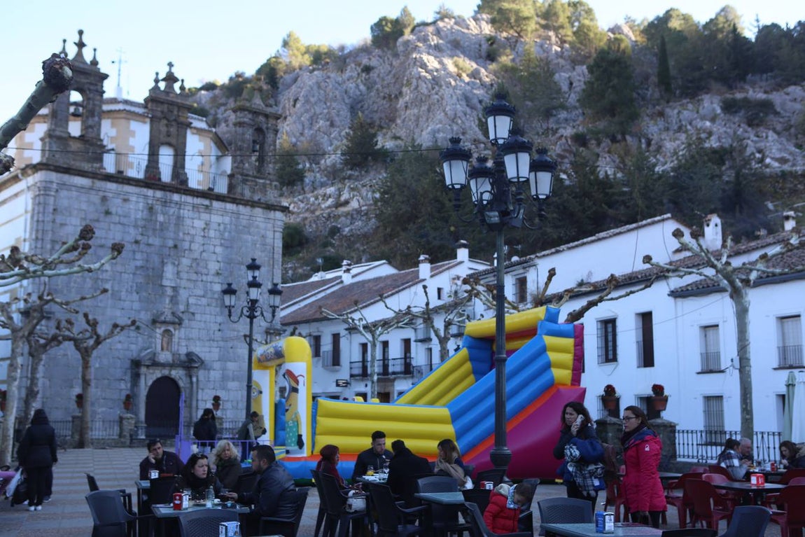 La Sierra de Cádiz cuelga el cartel de &#039;completo&#039; en este puente de la Inmaculada