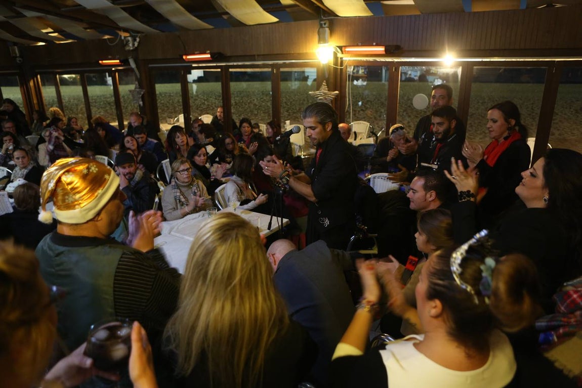 Fotos: Las zambombas animan la navidad en la provincia de Cádiz