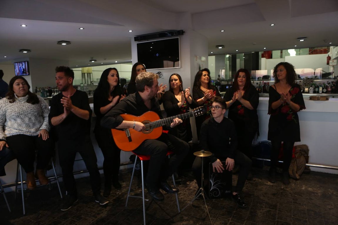 Fotos: Las zambombas animan la navidad en la provincia de Cádiz