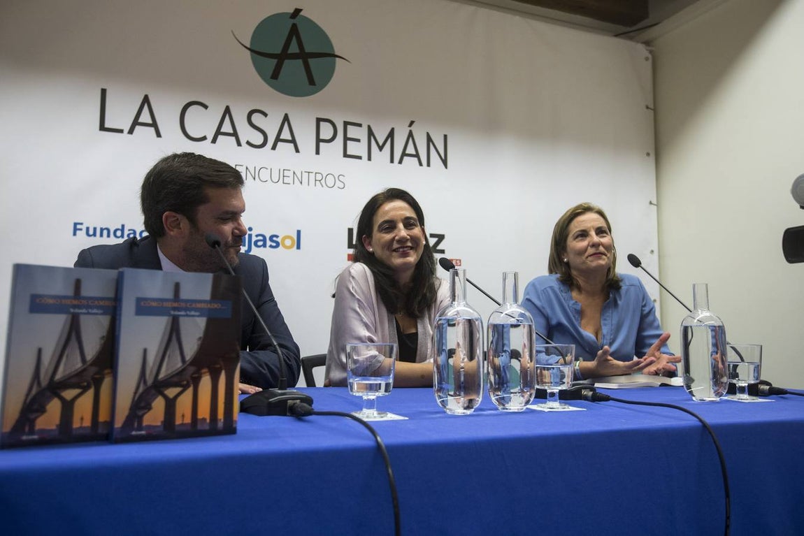 Fotos: Yolanda Vallejo presenta ‘Cómo hemos cambiado’ en la Casa Pemán