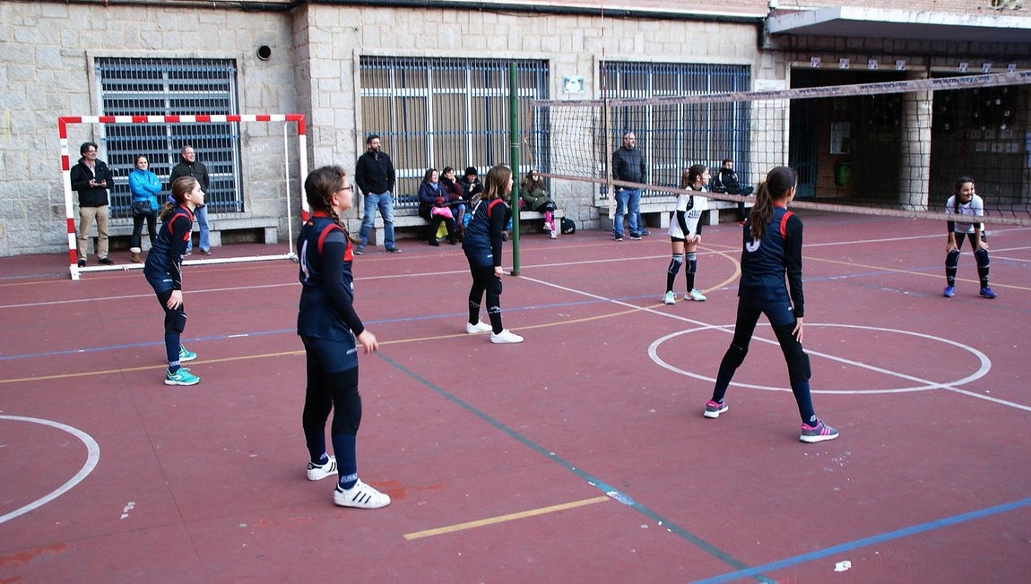 Las mejores imágenes de la quinta jornada de voleibol