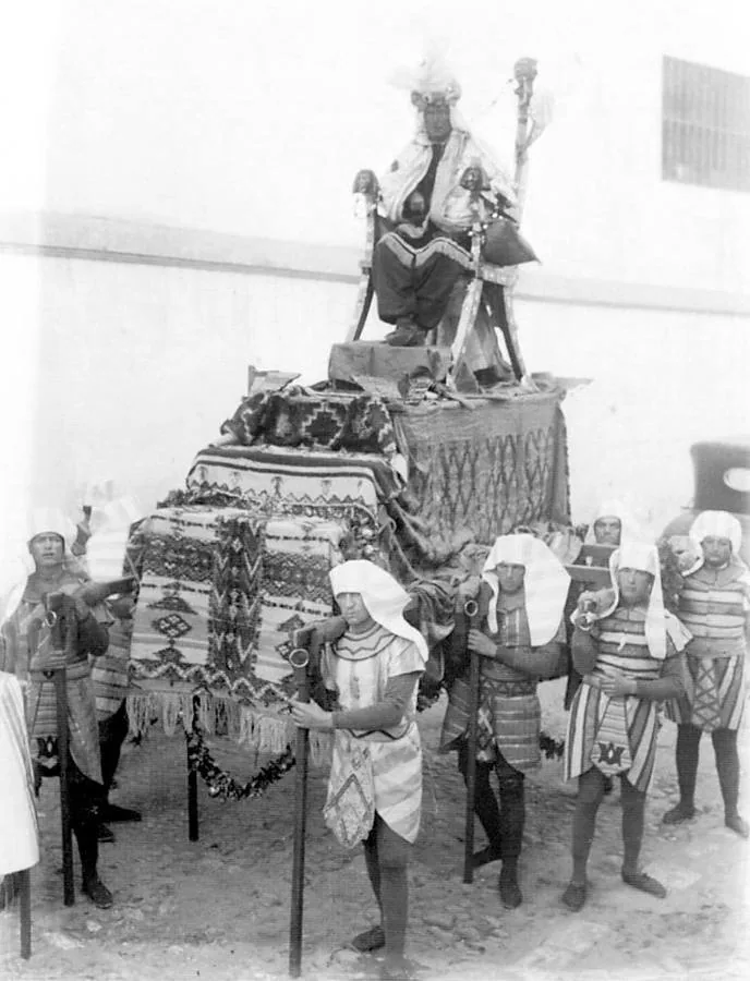 Rey Baltasar. Palanquín real en 1927