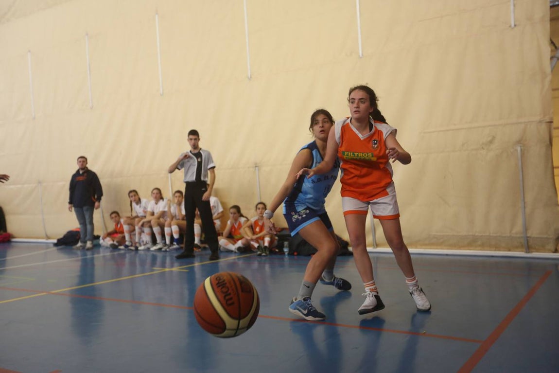 Fotos: Balonmano en Mirandilla. Olimpiadas Marianistas (II)
