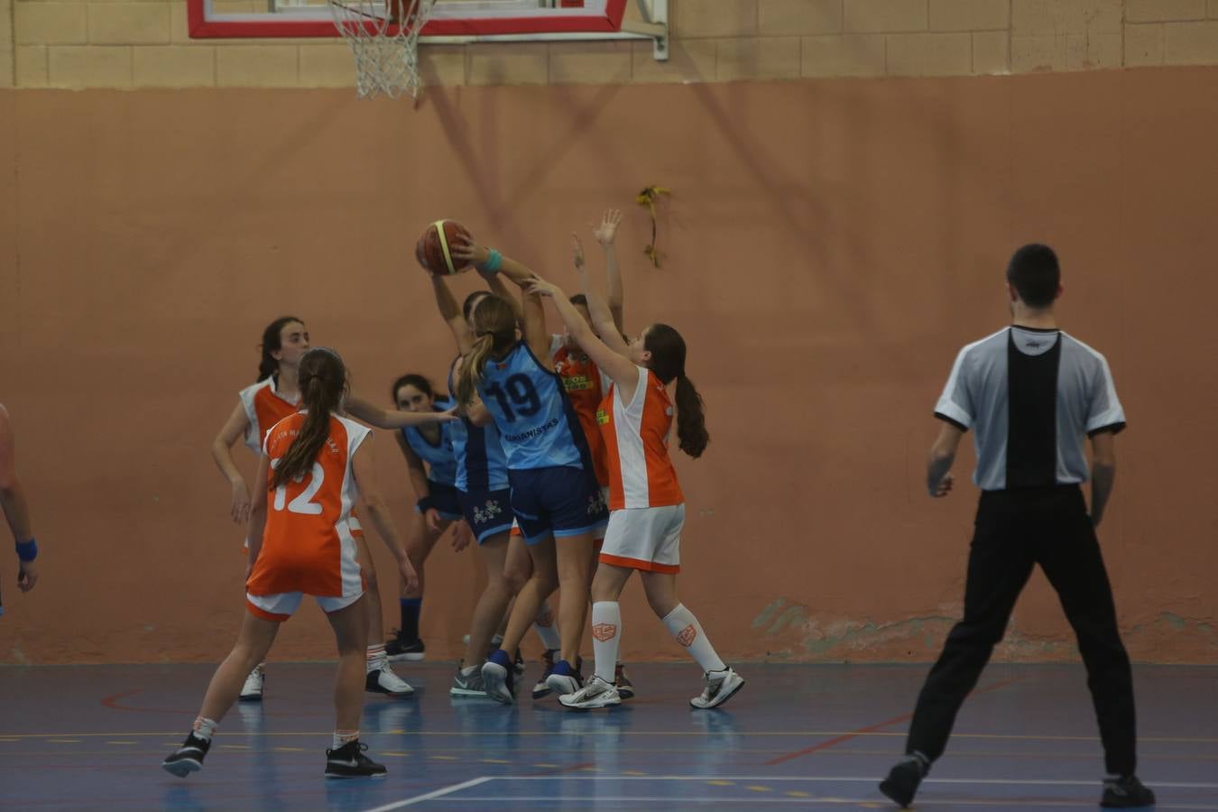 Fotos: Balonmano en Mirandilla. Olimpiadas Marianistas (II)