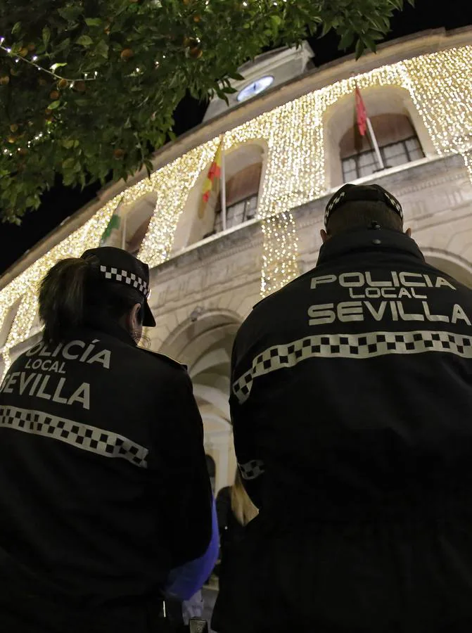 Así celebró Sevilla la llegada de 2018