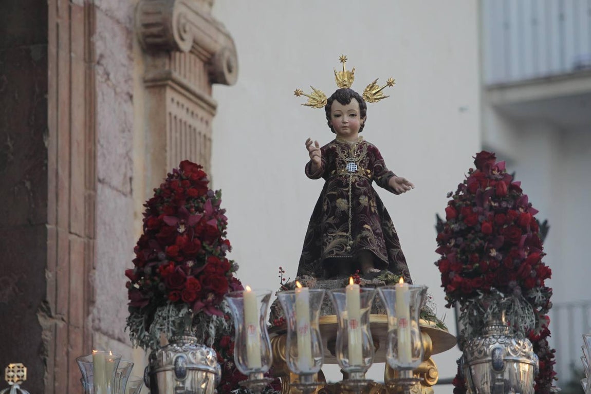 La procesión de El Niño Jesús de Córdoba, en imágenes