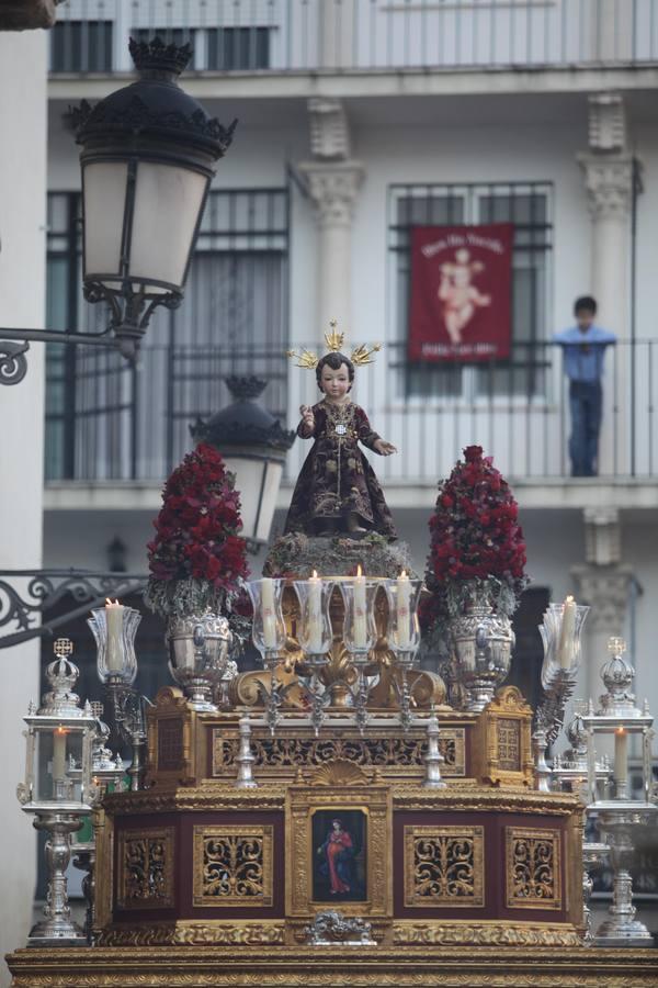 La procesión de El Niño Jesús de Córdoba, en imágenes