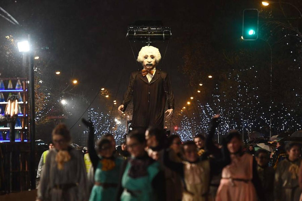 La cabalgata de los Reyes Magos de Madrid, en imágenes