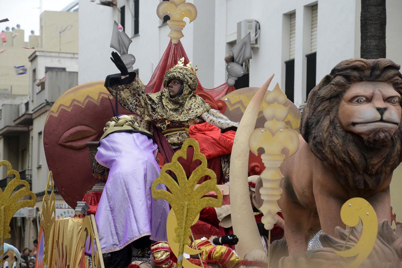 Las Cabalgatas de Reyes de la Bahía, en imágenes