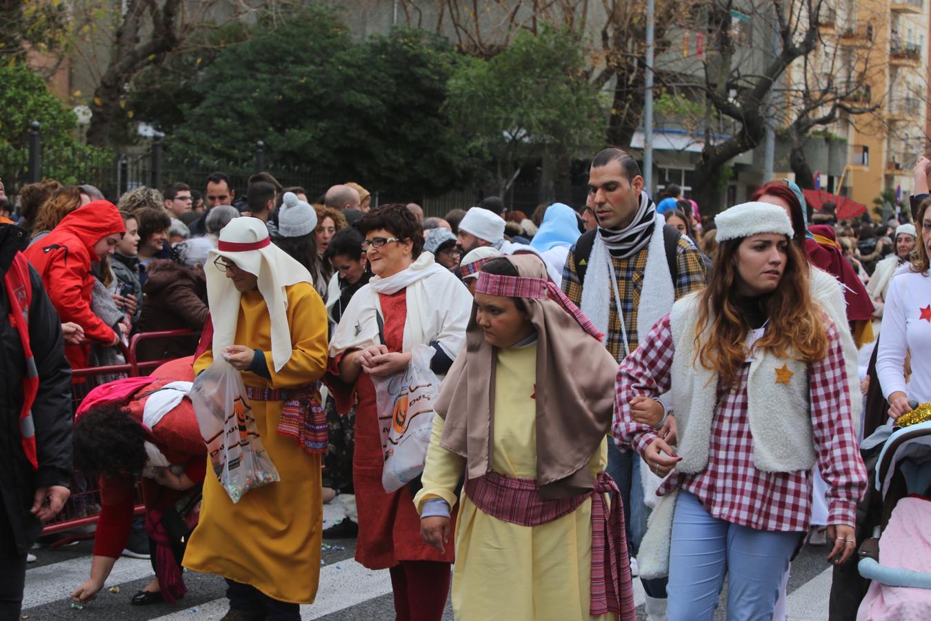 FOTOS: La Cabalgata de los Reyes Magos de Cádiz