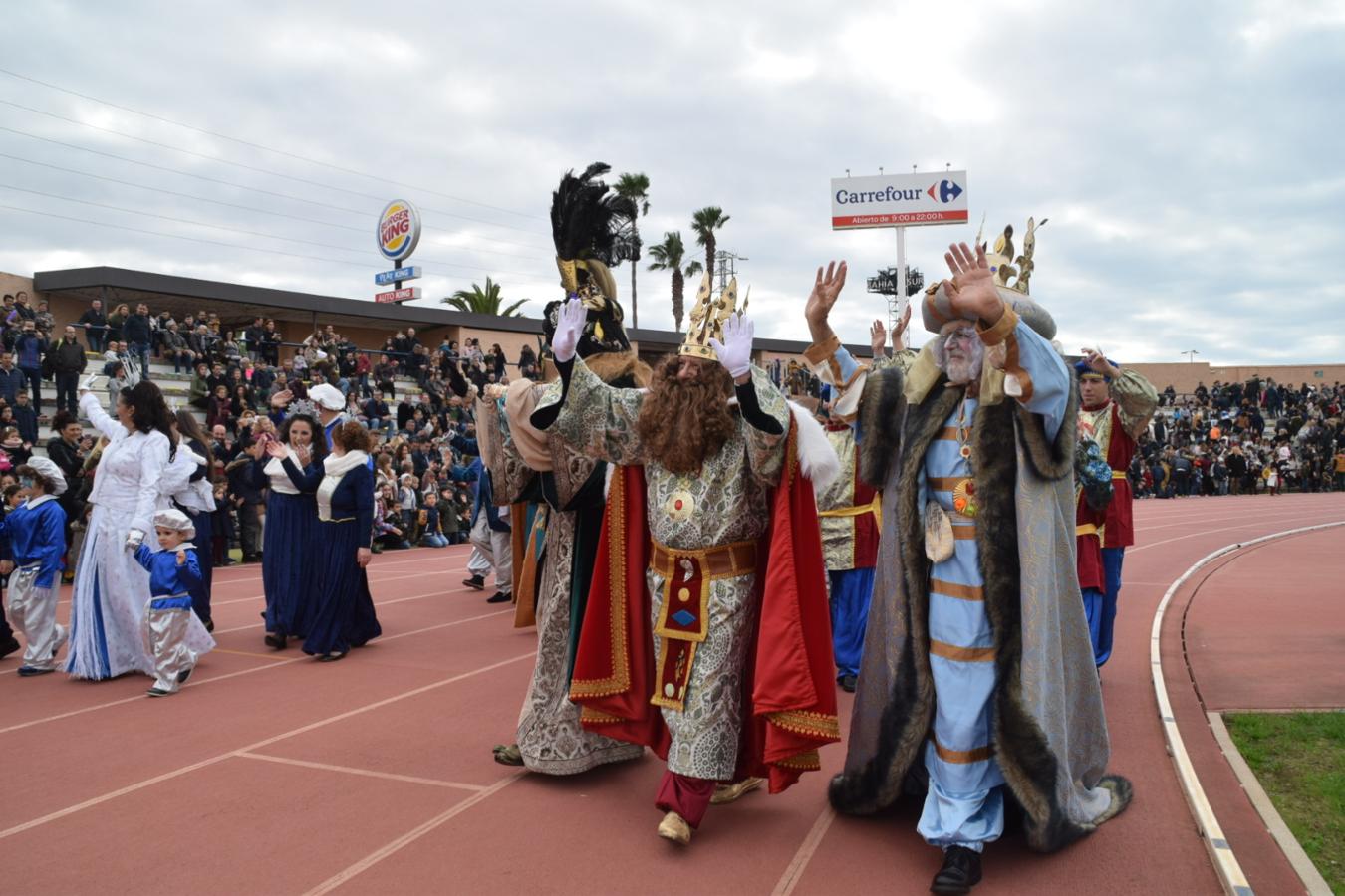 Las Cabalgatas de Reyes de la Bahía, en imágenes