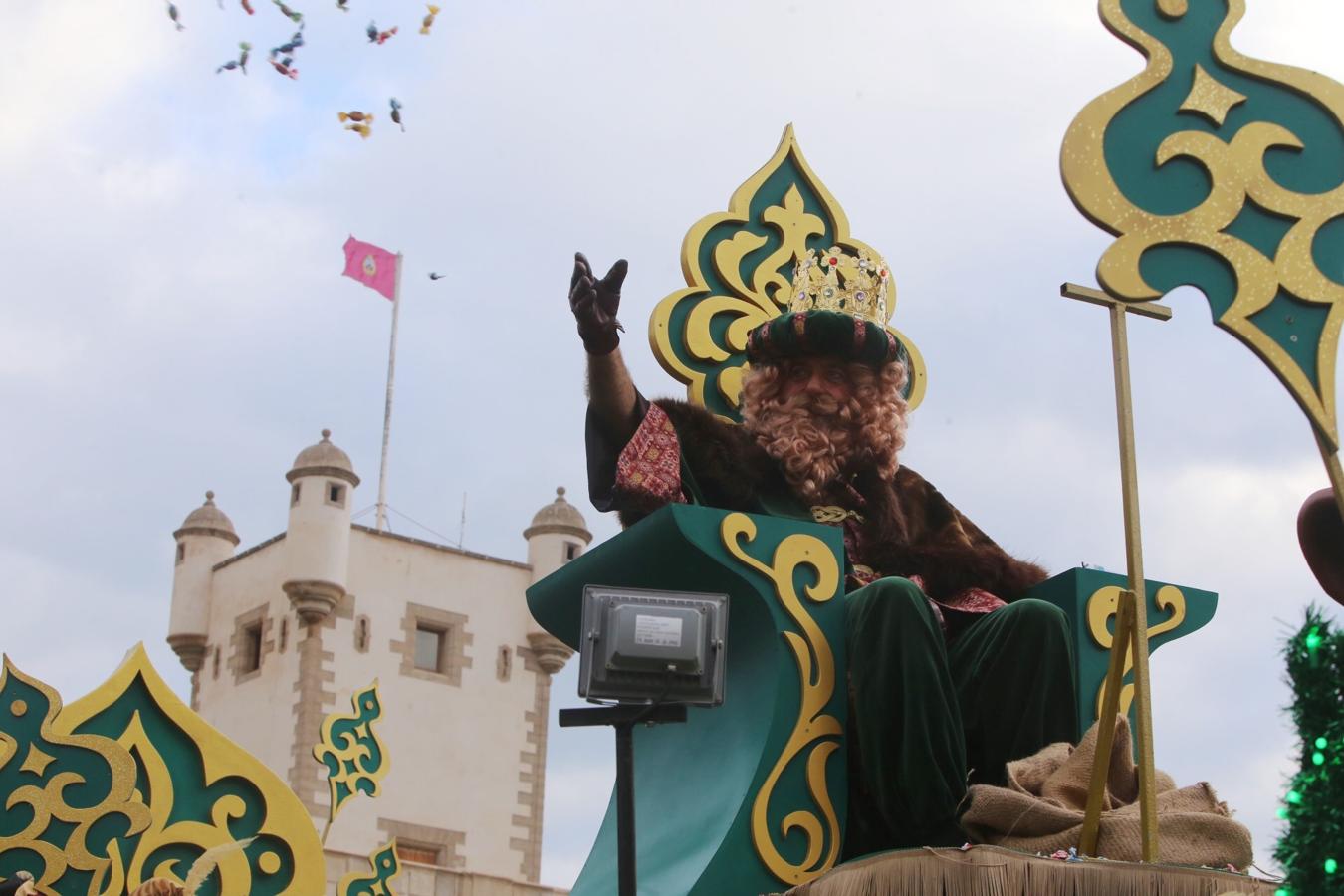 FOTOS: La Cabalgata de los Reyes Magos de Cádiz